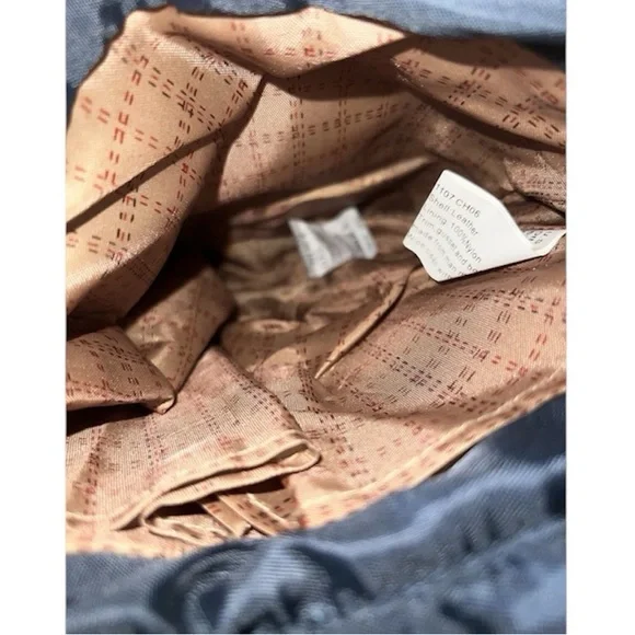 Travelon blue leather anti-theft crossbody bag - Picture 3 of 5